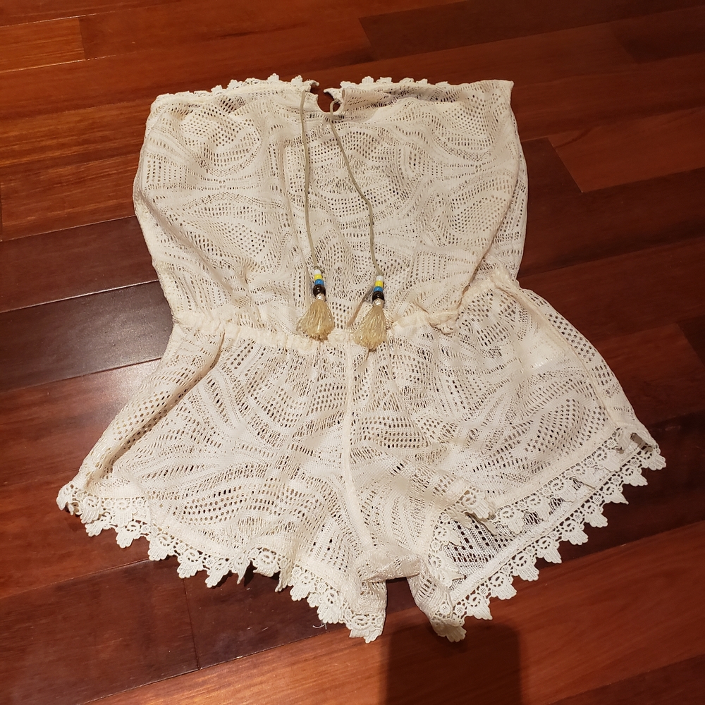 VENUS Beige Lace Strapless Coverup